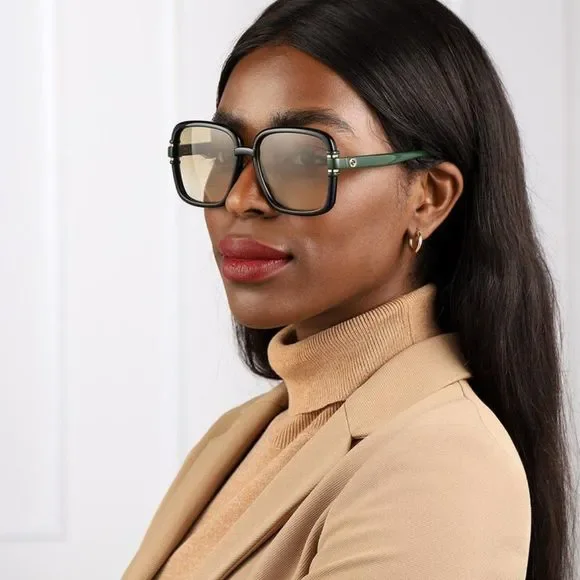 Gucci | Accessories | Guccigg66s003 Sunglasses Black Green  display picture 3
